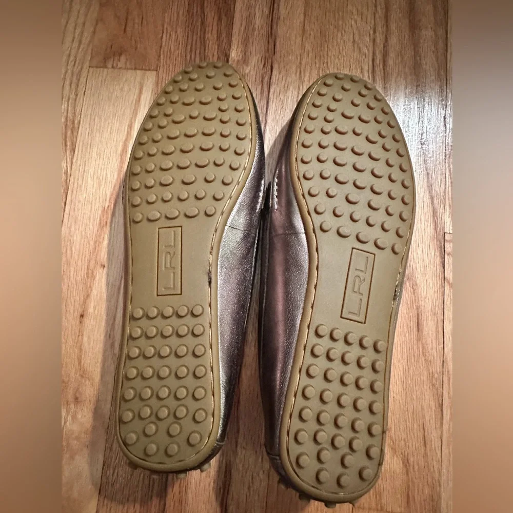 Lauren Ralph Lauren copper colored, slip on loafer. Size 9. - Picture 6 of 7